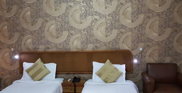 Oyo 15791 Flagship Hotel Executive Hazratganj Лакнау Екстериор снимка